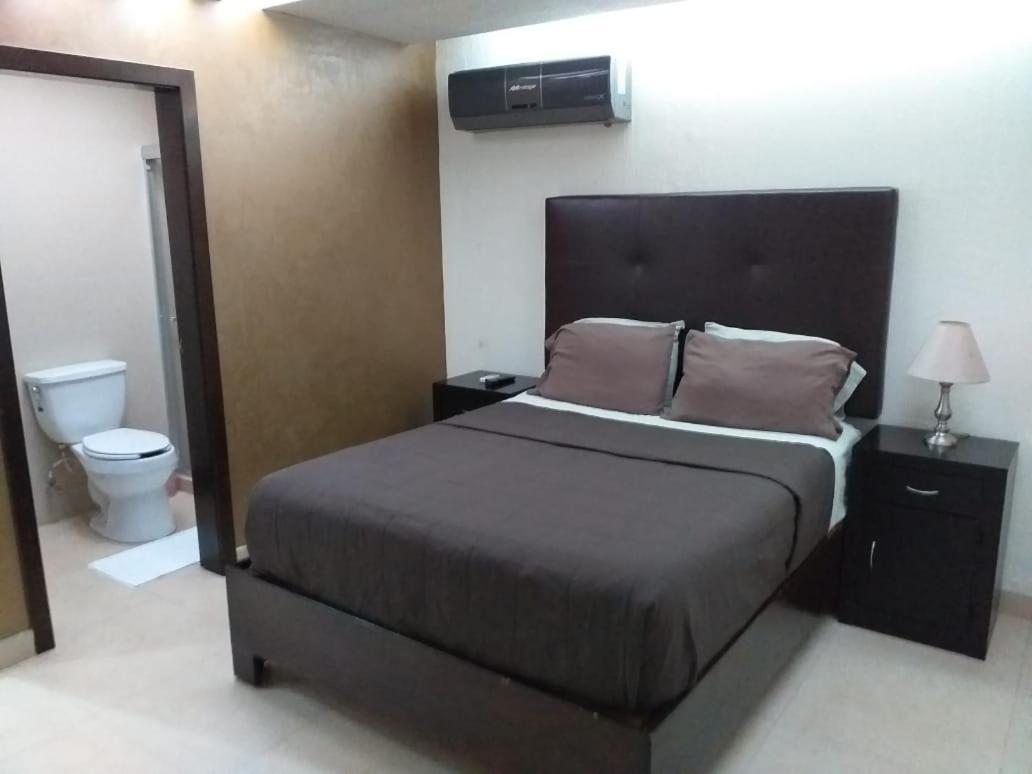 Premier Hotel Suites Ciudad Obregón エクステリア 写真
