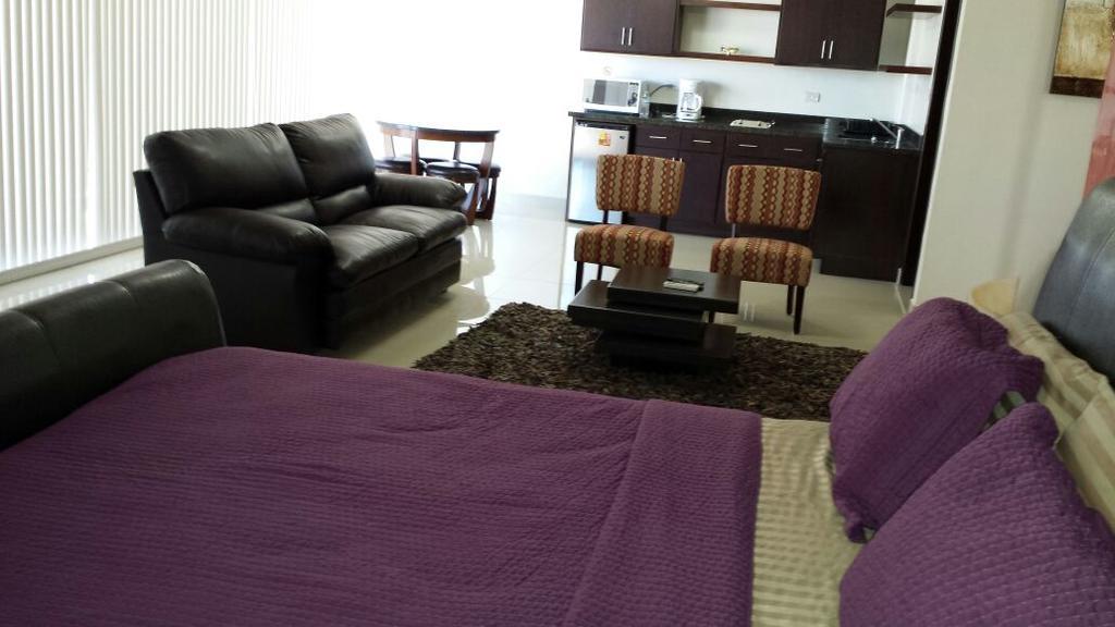 Premier Hotel Suites Ciudad Obregón エクステリア 写真